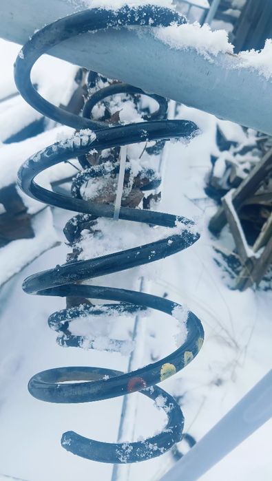 Пружини різні моделі