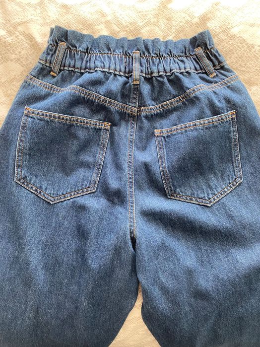 Jeans baggy da Zara novos tam. M/l