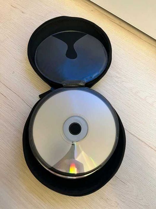 Solidne, utwardzane etui na płyty CD/DVD