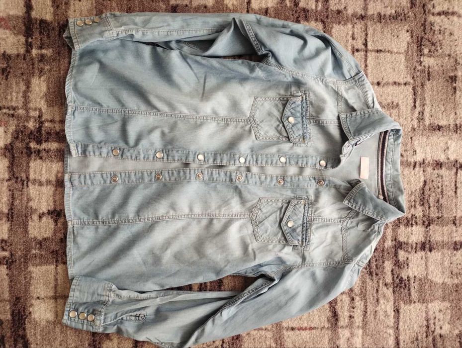 Джинсовая рубашка 140 р.
