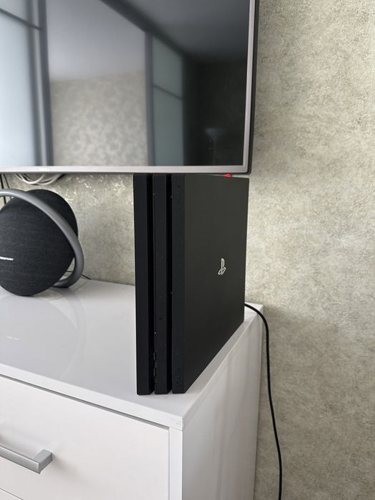 Playstation 4 Pro 1TB