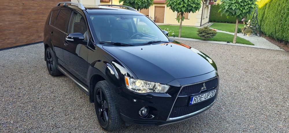 Mitsubishi Outlander Mitsubishi Outlander Salon Polska hak 4x4 mały przebieg FV