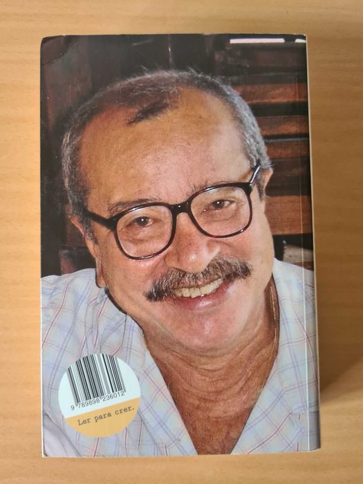 Livro "Viva o Povo Brasileiro" de João Ubaldo Ribeiro