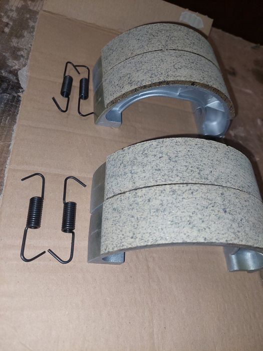 Fabrycznie nowe 2kpl szczeki hamulcowe kola wsk125 175 pl