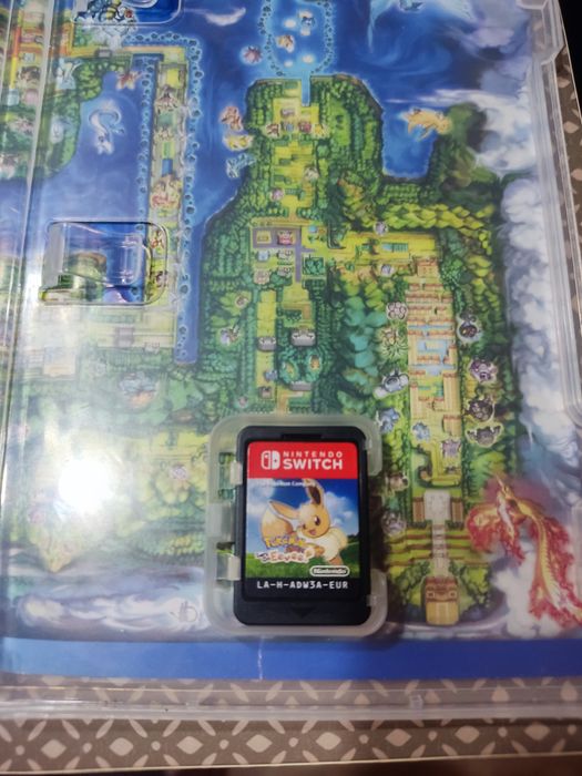 Jogo Pokémon Let's Go Eevee para Nintendo Switch.

- Aventura RPG.
- Inclui a c