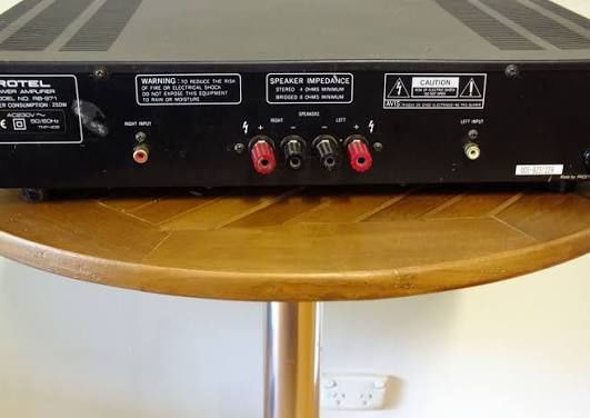 Amplificador de potência Rotel RB 971 MK II  som poderoso