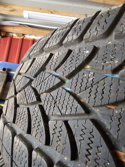 Opony Zimowe R17 225/60-7.5mm-Dunlop-Montaż