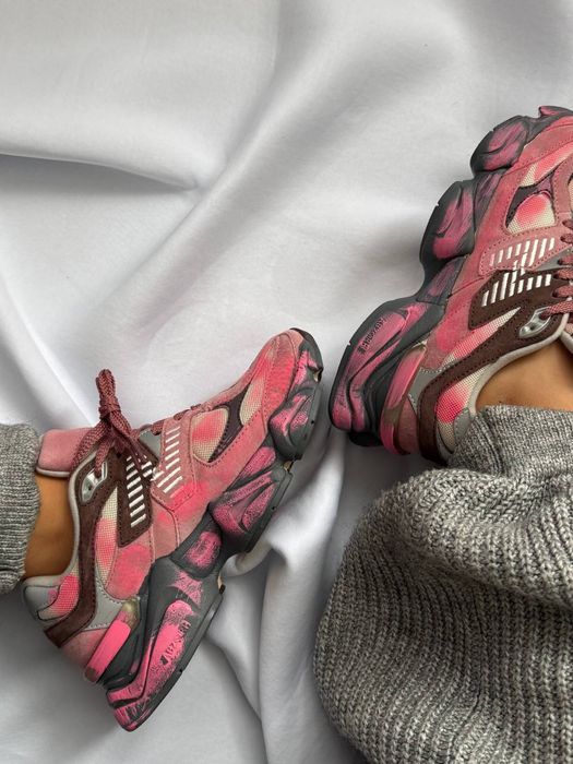 Кросівки жіночі N B 9060 Custom Pink