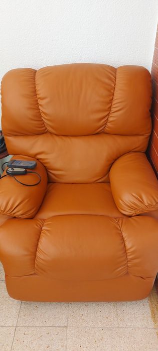 Sofá Individual com massagem e rebatimento eléctrico
