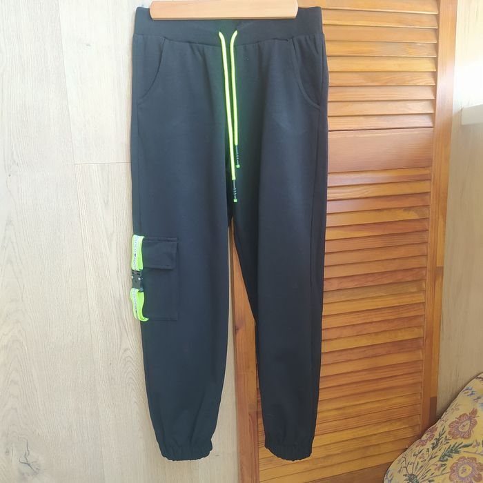 Спортивный костюм для девочки 12-13 лет