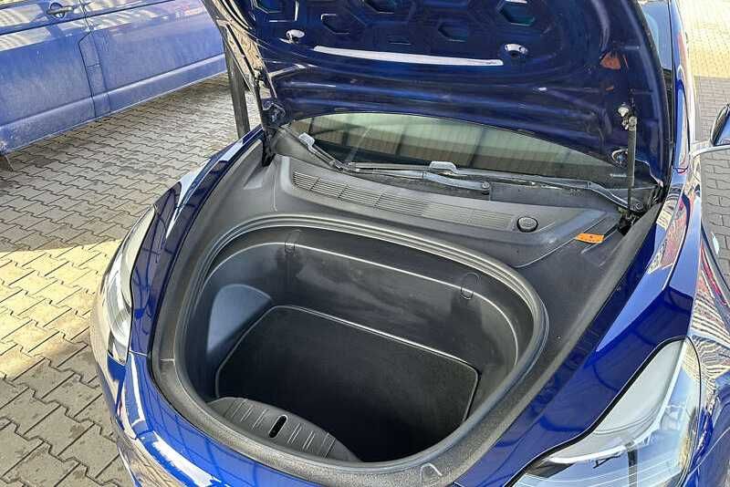 Tesla Model 3 2018