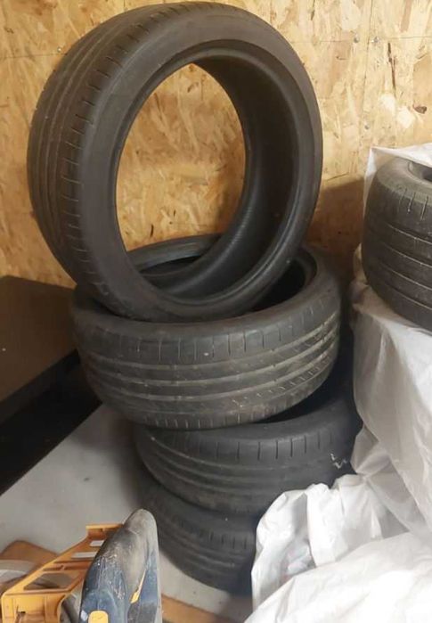 Continental - Opony 225/40 R18 2016r. - używane