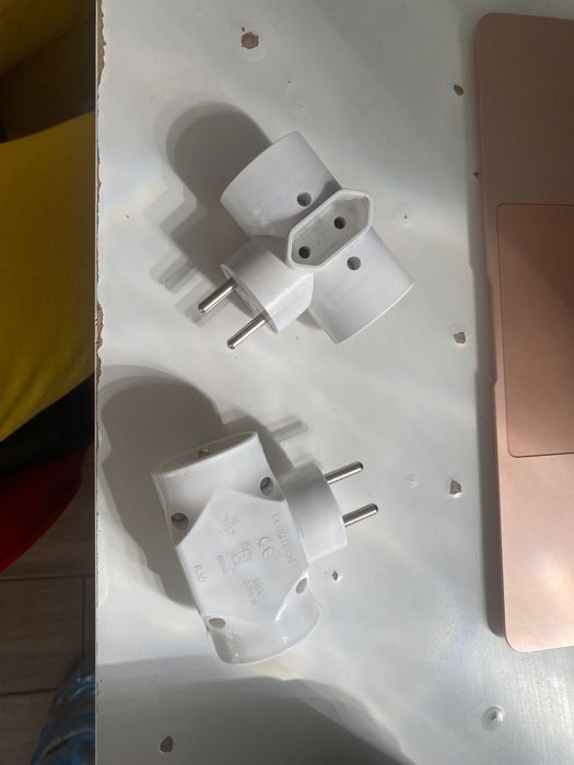 ROZGAŁĘŹNIK 3 GNIAZDA Gniazdo sieciowe Listwa przedłużająca