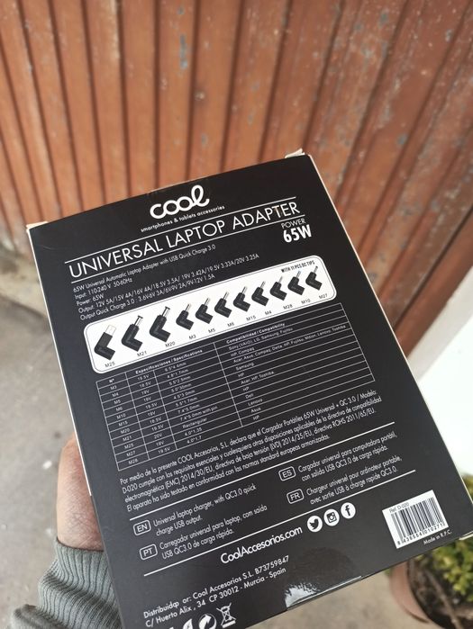 Carregador com várias entradas para portátil 65w