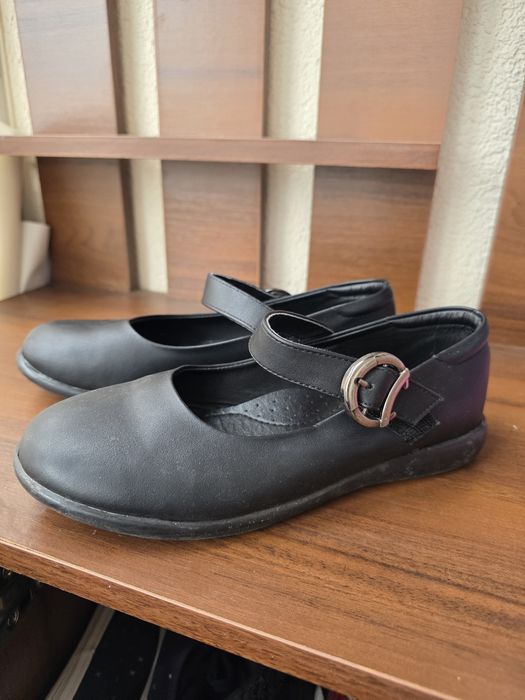 Туфлі на липучці