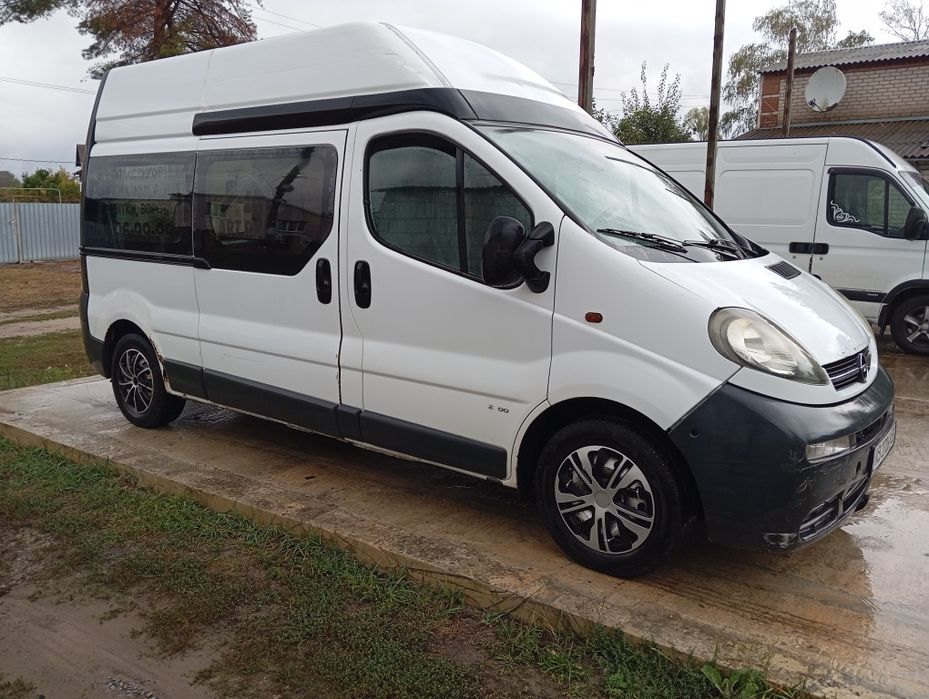 Продам Opel Vivaro.