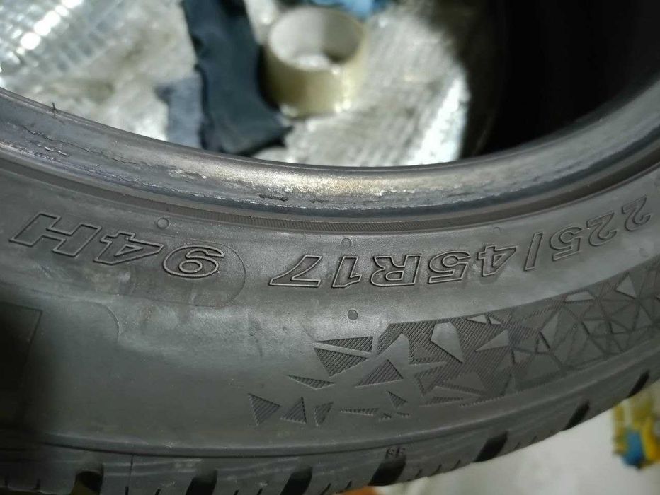 *Шини Nexen 225/45R17. 4шт. Зима 2024р (0582)
