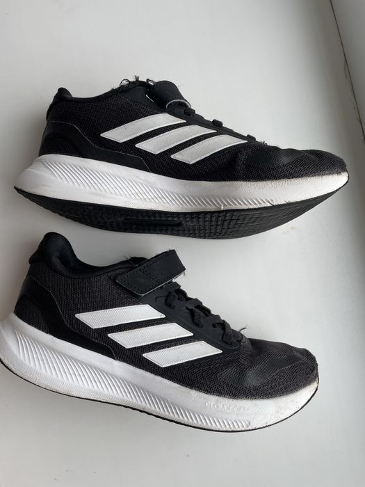 Кросівки adidas оригінал на хлопчика 35 розмір адідас