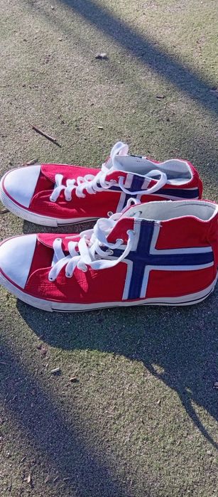 Trampki NORGE nr 45