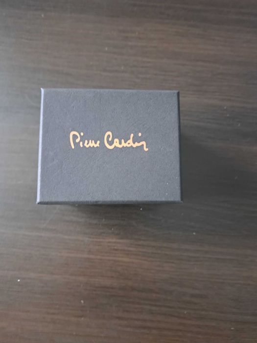 Damski zegarek z bransoletką Pierre Cardin zegarki