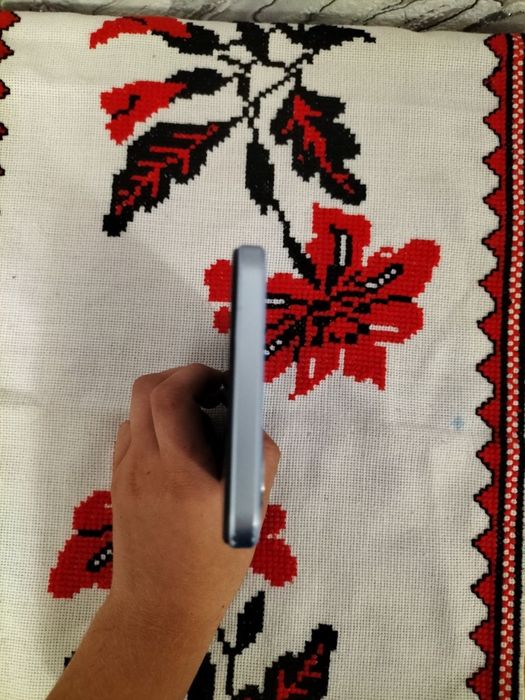Продаю OPPO A17. По добрій ціні