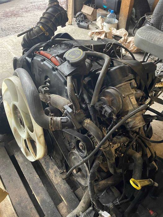 Двигатель Двс Ford Transit 2.4 TD 2000-2006 год