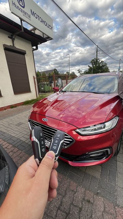 Dorabianie i kodowanie kluczy samochodowych z dojazdem do klienta.