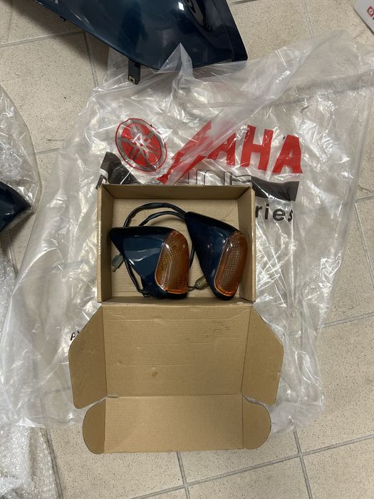 Yamaha GTS 1000 Bok Plastik Boczek Kierunkowskaz Lewa i Prawa strona