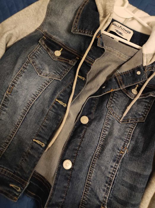 Dżinsowa kurtka r. M