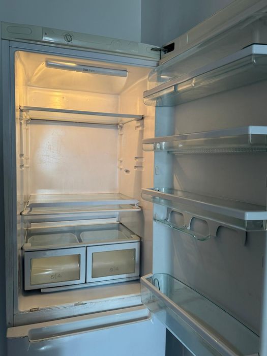 Frigorífico  Hotspoint Ariston