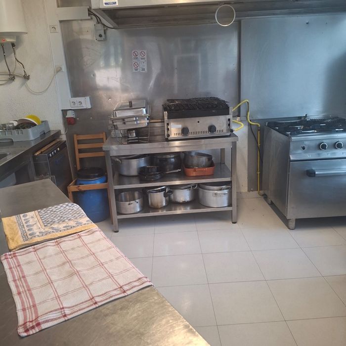 Restaurante Totalmente Equipado – Trespasse