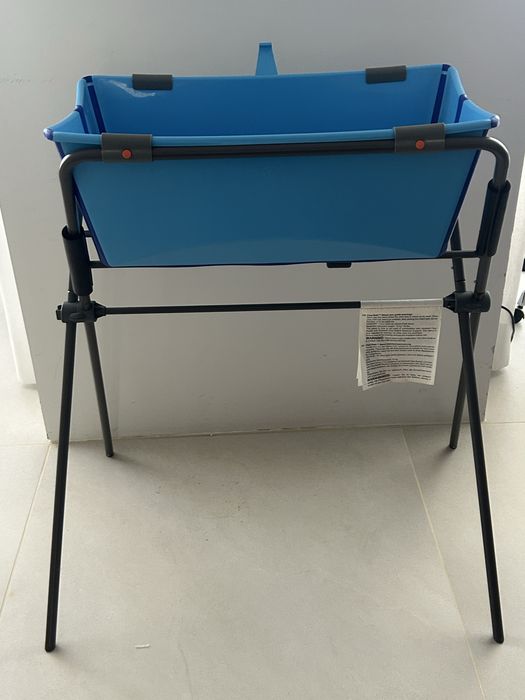 Banheira Stokke, suporte e redutor