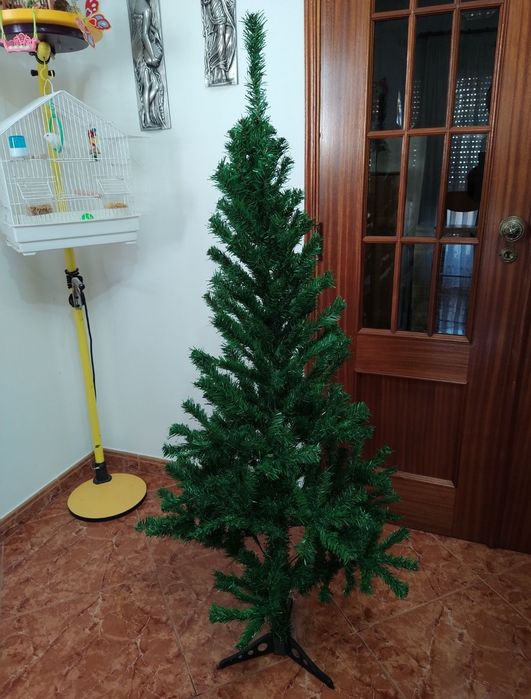 Árvore de natal casa quarto apartamento vivenda escritório gabinete.