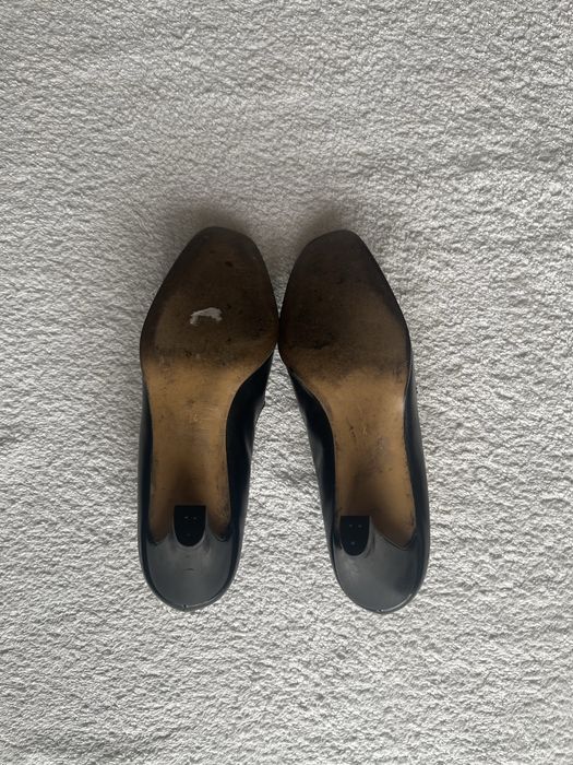 Skórzane Włoskie buty damskie na obcasie 36