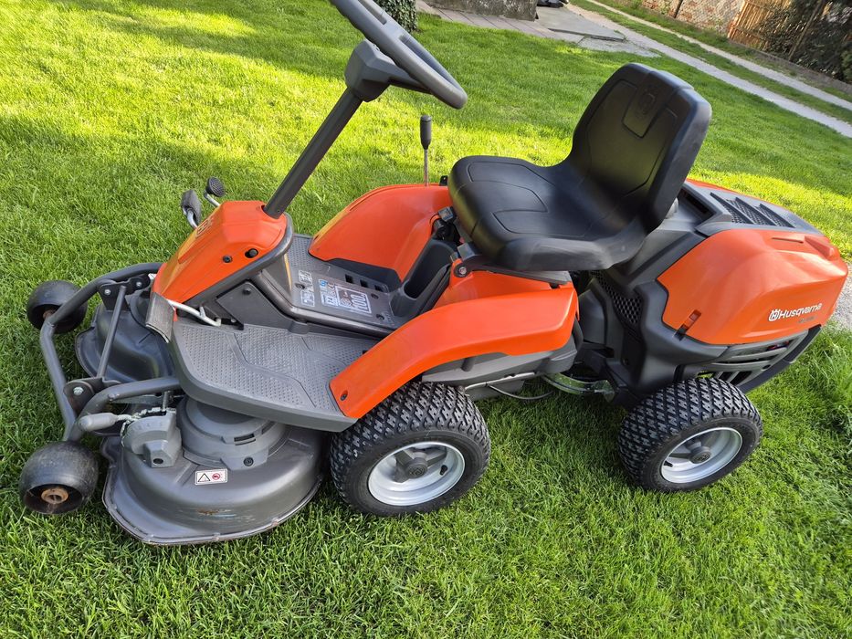 Traktorek kosiarka Husqvarna Rider R 112 C 12 hp B&S Hydro