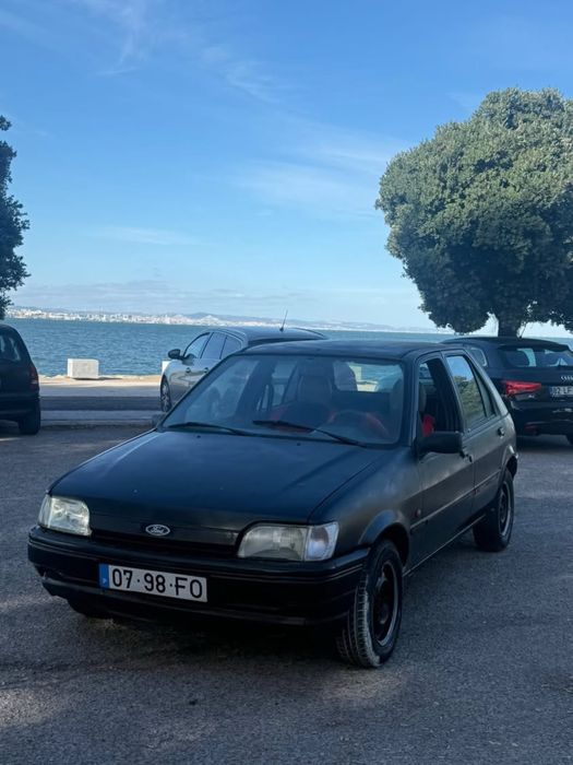 Ford Fiesta 1.1 — photo 2