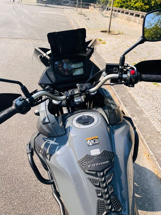 Suzuki V-Strom 650 DL