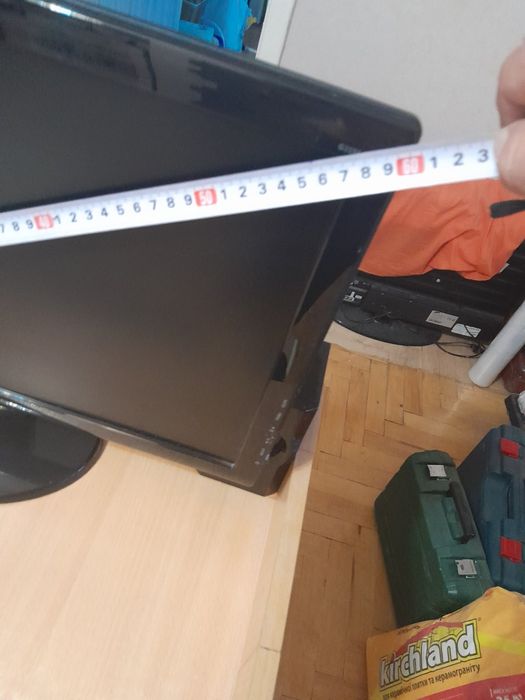 Персональный комп'ютер повний комплект, робочий, з монітором та столом