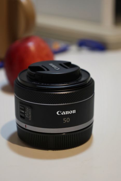 Canon RF 50mm f/1.8 STM – Como Nova (Caixa e Garantia)