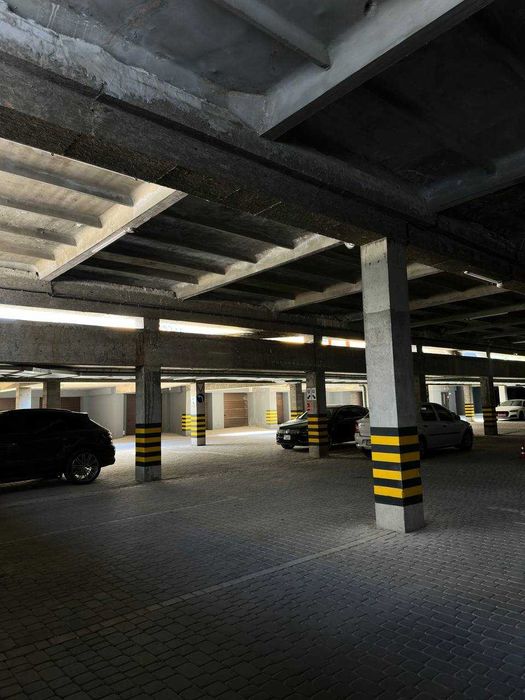 Продам гараж у центрі ЖР Княгинин збудований вул Княгинин-Галицька