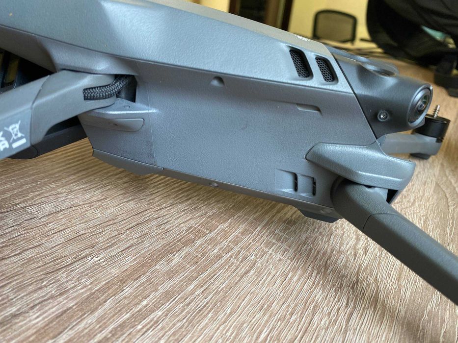DJI Mavic 3 Б/У | Без акаунта | Прив'язаний до пульта | Обмеження для польотів зняті