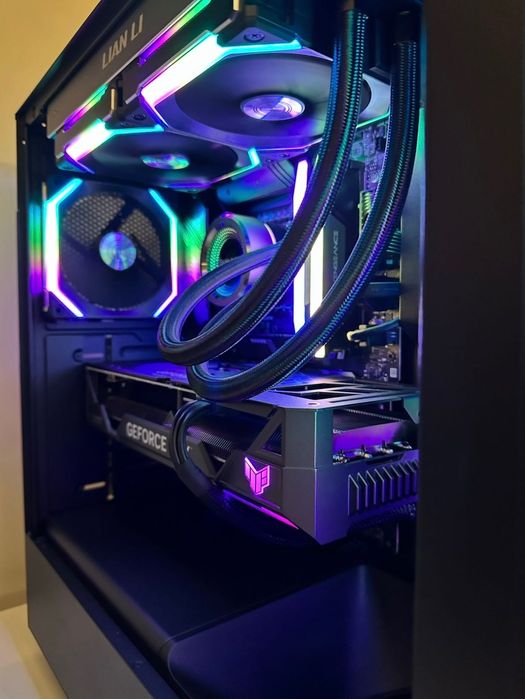 PC Gaming RTX 4070 Ti + i7-13700K | High-End RGB | Estado Impecável