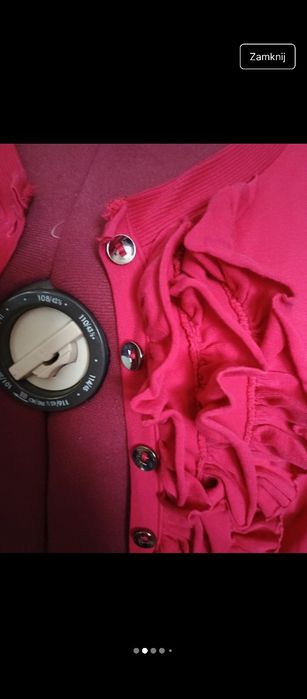 Różowy sweter z falbankami rozmiar M