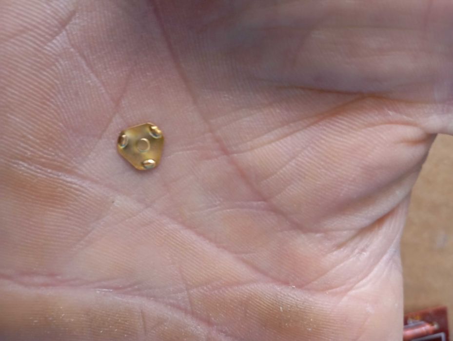 Плати, Радіодеталі