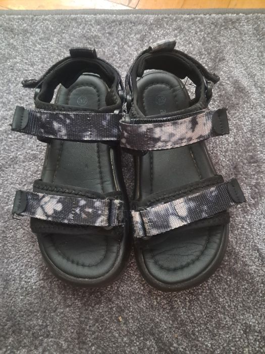 Sandały chłopięce r.32