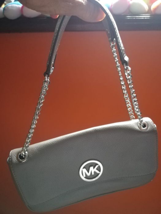 Mala Michael Kors