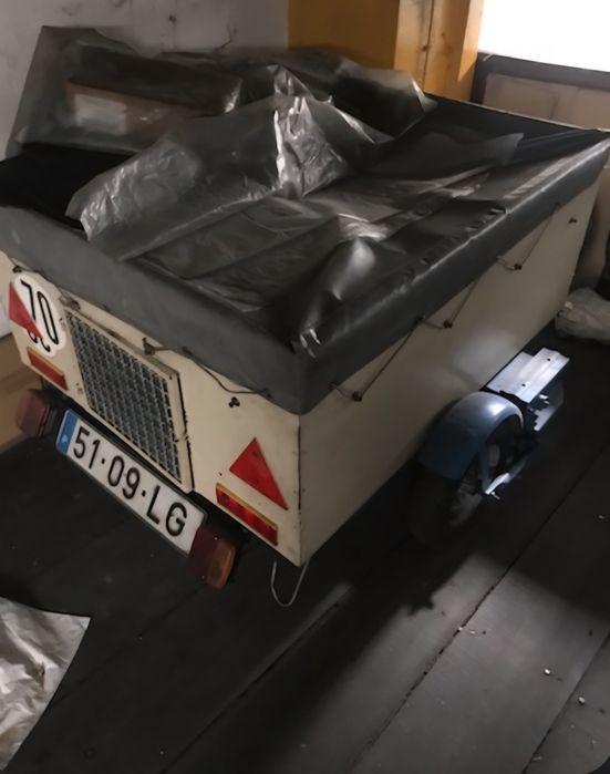 Vendido (Reboque atrelado)