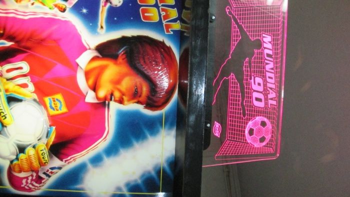 Máquina flipper  Mundial 90 distico várias cores.Damos garantia.