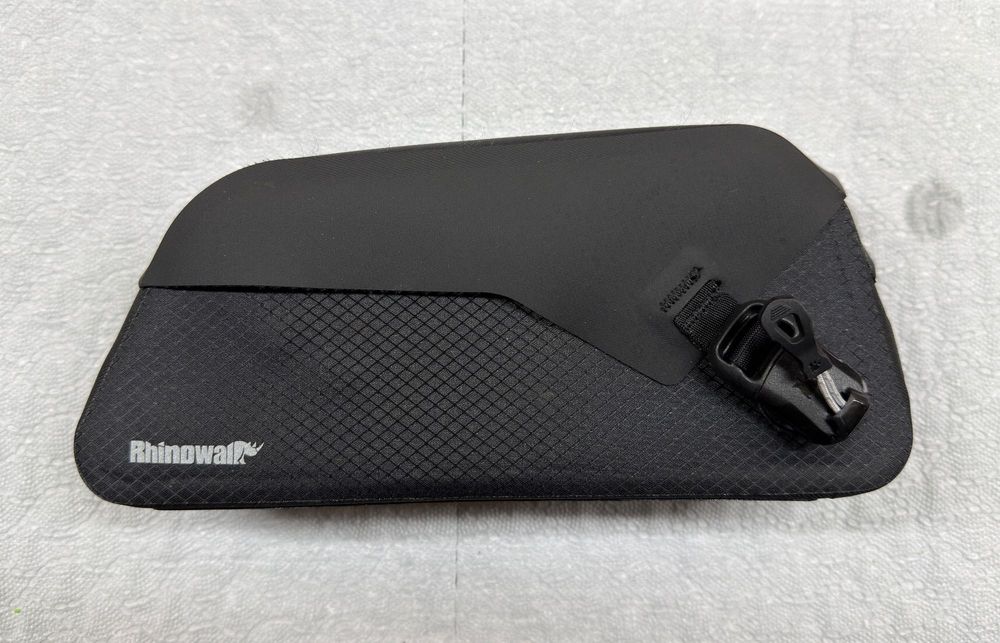 Torba Rhinowalk 1L na górną rurę