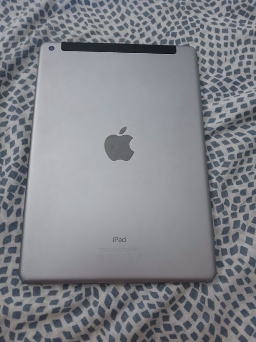 Apple iPad 9.7" (2017) 32g